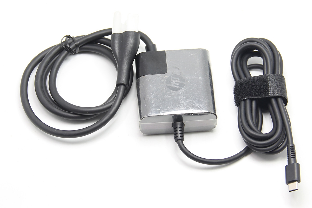 售完：HP多电压输出5V 3A/9V 3A/10V 3.75A/12V 3.75A/15V 3A/20V 2.25A  45瓦便携TYPE-C电源适配器USB-C TPN-LA06 20V 2.25A
